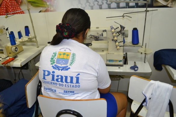 Sistema penitenciário investe em trabalho para ressocializar detentos