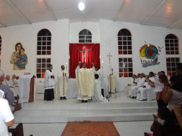 Diácono José Saraiva Júnior foi ordenado Presbítero na paróquia Sant?Ana em Floriano.(Imagem:FlorianoNews)