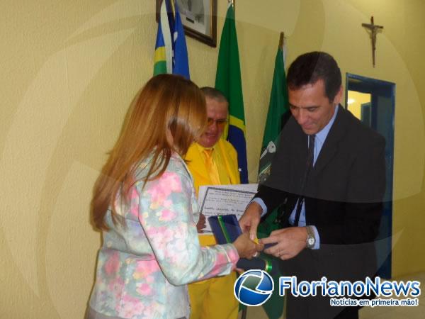 Medalha do M&eacute;rito Agr&ocirc;nomo Parentes &eacute; concedida ao Rep&oacute;rter Amarelinho e ao Prof. Luiz Paulo.(Imagem:FlorianoNews)