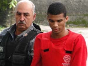 Primo do goleiro Bruno vai esperar por julgamento em liberdade
