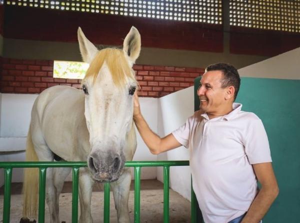 Equoterapia da PMPI auxilia na evolu&ccedil;&atilde;o de crian&ccedil;a com autismo.(Imagem:Divulga&ccedil;&atilde;o)