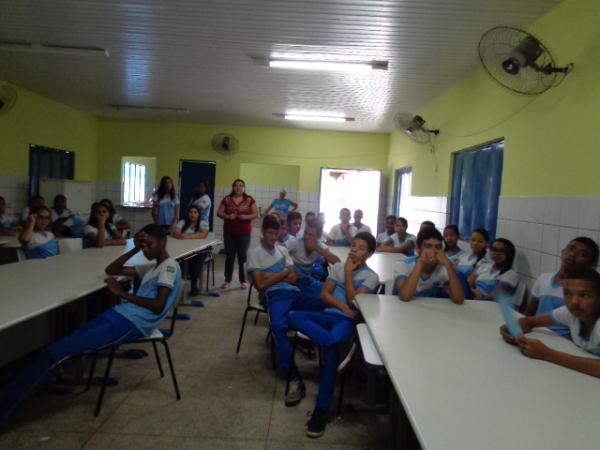 PIBID inicia trabalhos na Unidade Escolar Bucar Neto