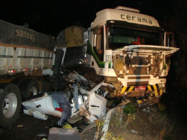 Colis&atilde;o na BR 230.(Imagem:Reda&ccedil;&atilde;o.)