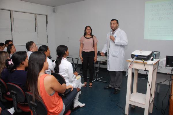 Hospital Tib&eacute;rio Nunes promove palestra sobre cuidados paliativos em oncologia.(Imagem:Assessoria HTN   )
