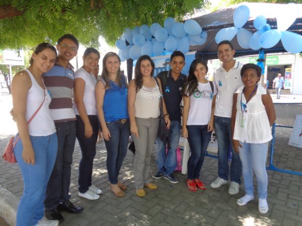 Novembro Azul: acadêmicos da UFPI realizaram ação de orientação sobre a saúde do homem