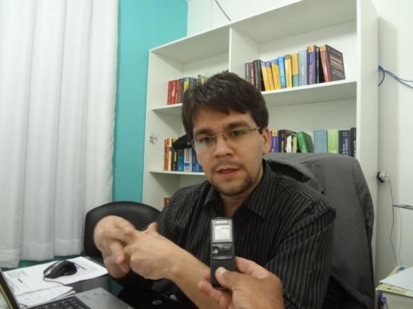 Advogado Pascoal Cortez explica sobre indeferimento e impugna&ccedil;&atilde;o de candidatura.(Imagem:FlorianoNews)