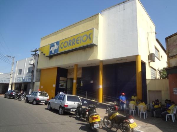 Greve dos Correios continua