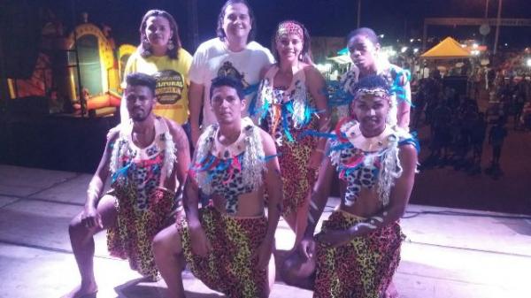 Giramundo apresenta Dança Afro durante a Semana Cultural em Floriano