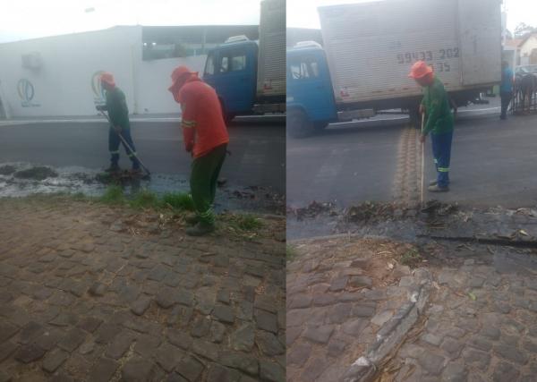 Prefeitura de Floriano realiza manuten&ccedil;&atilde;o nos cemit&eacute;rios para o Dia de Finados(Imagem:Secom)