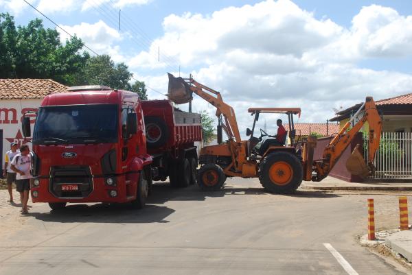 Prefeitura Municipal de Bar&atilde;o intensifica limpeza da cidade.(Imagem:Assessoria de Comunica&ccedil;&atilde;o)