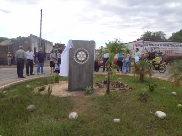 Rotary Clube inaugurou Marco Rotat&oacute;rio em Floriano.(Imagem:FlorianoNews)