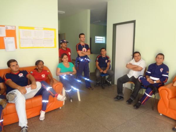 PRF realizou treinamento com profissionais do SAMU.(Imagem:FlorianoNews)