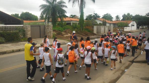 Colégio Educandário desenvolve projeto sobre a paz no trânsito.(Imagem:FlorianoNews)