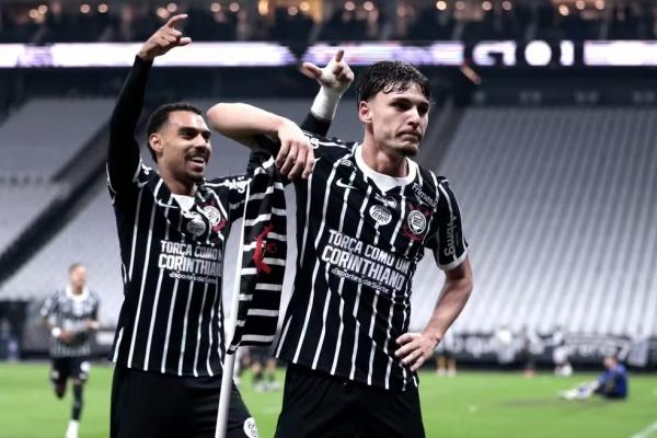 Gol de Breno Bidon em Corinthians x S&atilde;o Paulo.(Imagem:Marcello Zambrana/AGIF)