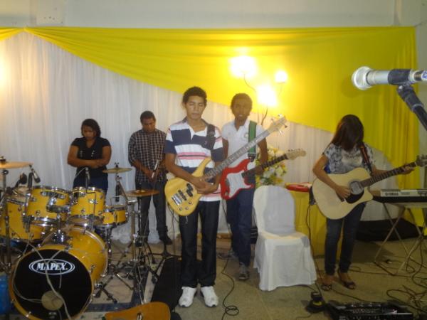 Realizado culto em A&ccedil;&atilde;o de Gra&ccedil;as pelo anivers&aacute;rio de Floriano.(Imagem:FlorianoNews)