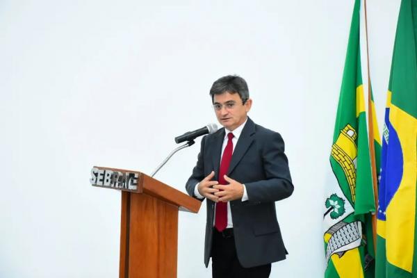 C&acirc;mara Municipal de Floriano promoveu audi&ecirc;ncia p&uacute;blica que discutiu processo de privatiza&ccedil;&atilde;o da Agespisa(Imagem:CMF)