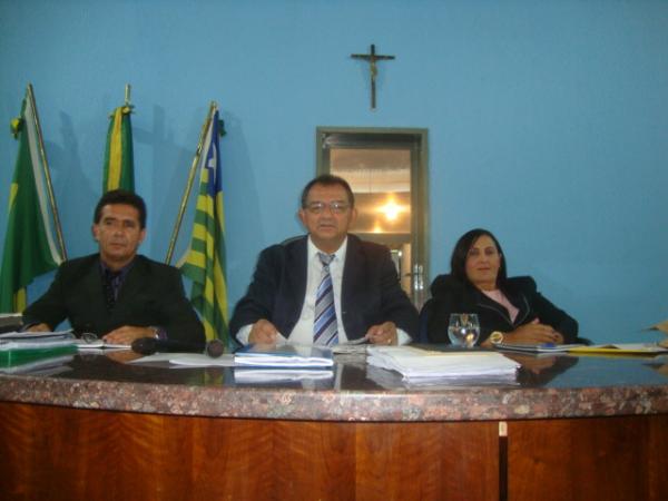 Sess&atilde;o na Camara Municipal de Floriano(Imagem:reda&ccedil;ao)
