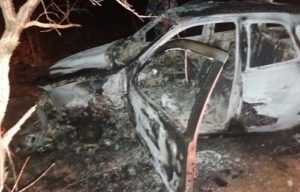 Encontrado o carro que serviu para fuga para assaltantes de caixas eletrônicos