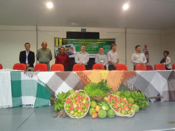 Realizada abertura do II Seminário de Formação para o Desenvolvimento Rural Sustentável de Floriano
