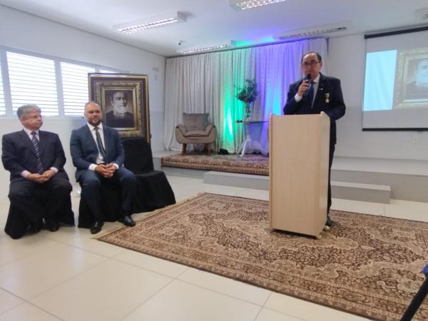 Prefeito Antônio Reis recebe comenda da Ordem do Mérito Comercial Marquês de Paranaguá.(Imagem:FlorianoNews)