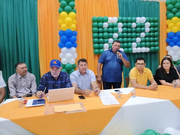 Conven&ccedil;&atilde;o partid&aacute;ria do PL em Floriano oficializa candidaturas de 
