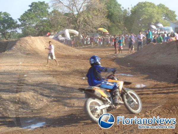 Amantes da velocidade participaram de prova de Motocross em Guadalupe.(Imagem:FlorianoNews)