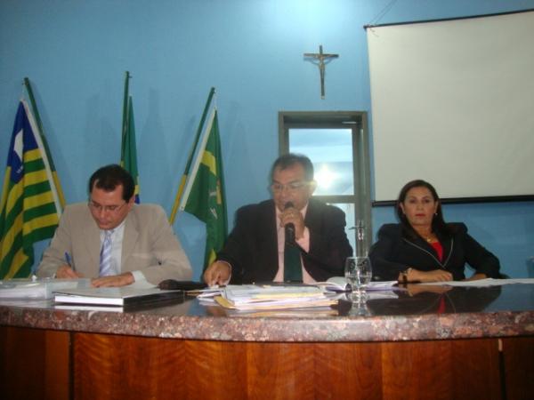 Sess&atilde;o na C&acirc;mara Municipal(Imagem:FlorianoNews)