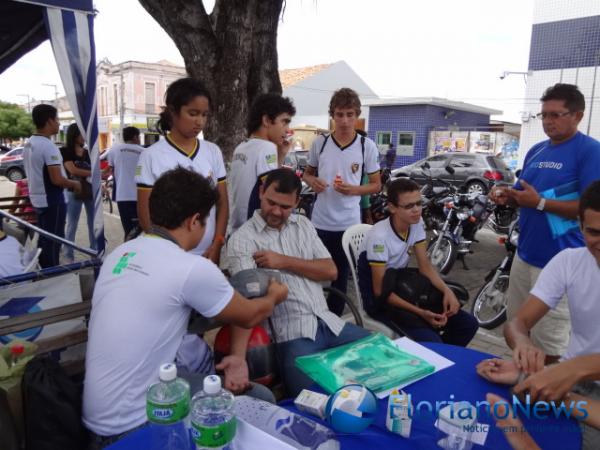 Colégio Potencial realizou Feira Promocional da Saúde em Floriano