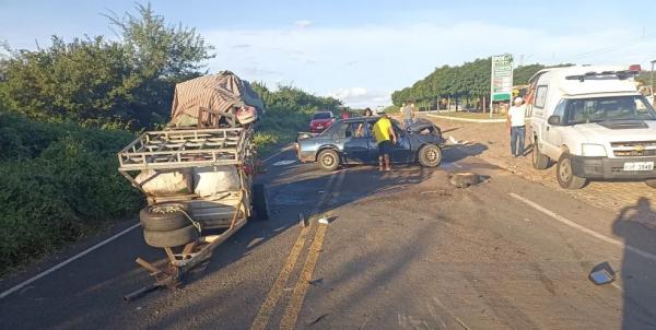 Colis&atilde;o entre carros deixa dois mortos na PI-243, em Bel&eacute;m do Piau&iacute;.(Imagem:Reprodu&ccedil;&atilde;o)