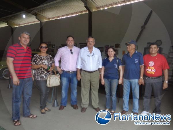 Visita ao Museu do Autom&oacute;vel (Imagem:FlorianoNews)