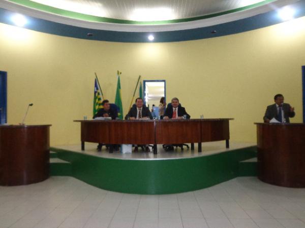 C&acirc;mara Municipal de Floriano encerra Sess&otilde;es da primeira quinzena do m&ecirc;s de setembro(Imagem:FlorianoNews)