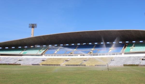 Albert&atilde;o &eacute; o maior est&aacute;dio do Futebol Piauiense, com capacidade para mais de 44 mil pessoas.(Imagem:Renan Morais)