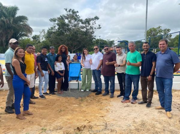 Quadra poliesportiva no povoado Bol&iacute;via(Imagem:Ascom Secepi)