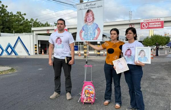 Declaração aponta que menina vítima de acidente com penteadeira em escola morreu após edema cerebral.(Imagem:Reprodução)