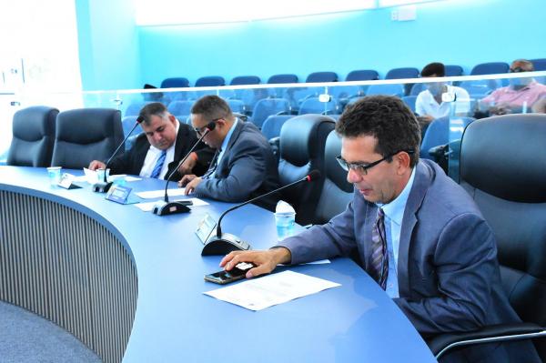  Vereadores de Floriano realizam duas sess&otilde;es na abertura da &uacute;ltima quinzena de outubro(Imagem:CMF)