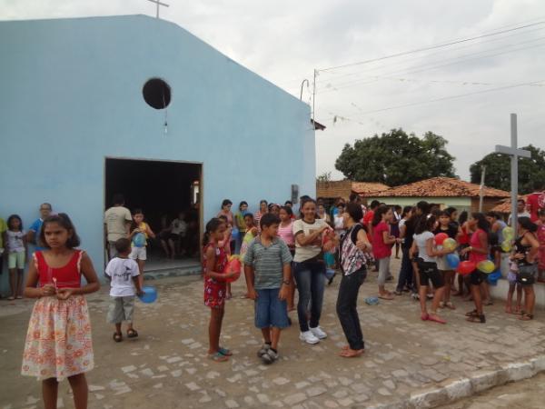 Palha&ccedil;o Carrapeta comemora o Dia das Crian&ccedil;as. FlorianoNews(Imagem:FlorianoNews)