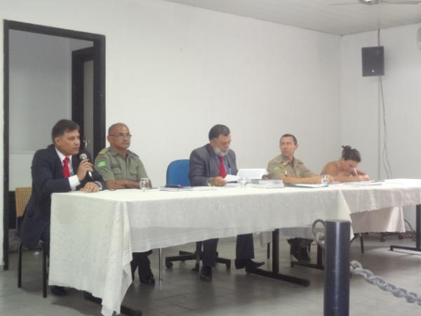 Promotores de Justiça realizaram reunião com coligações de partidos políticos em Floriano