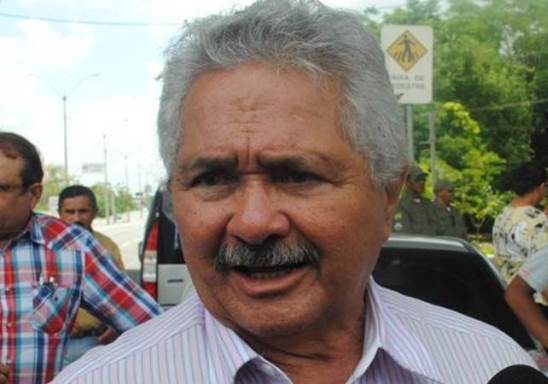 Elmano defende ensino técnico para combater o desemprego