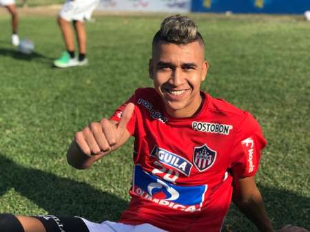 Cantillo admite queda de desempenho e quer retomar a confiança no Corinthians