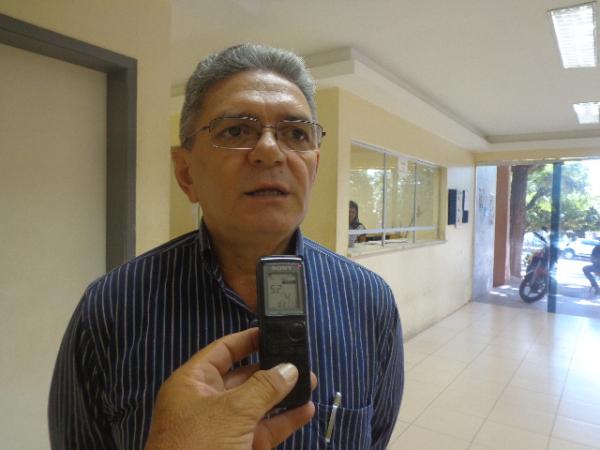 Nelson J&uacute;nior, Secret&aacute;rio de Educa&ccedil;&atilde;o.(Imagem:FlorianoNews)