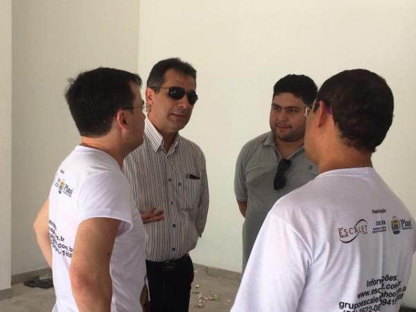 Gilberto Júnior e Secretário Estadual de Cultura visitam obra da Praça CEU?s.(Imagem:Waldemir Miranda)
