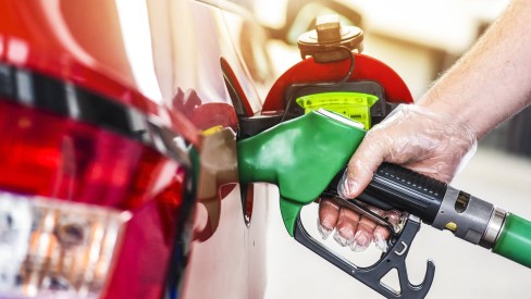 Preço da gasolina sobe pela 5ª semana seguida e bate novo recorde