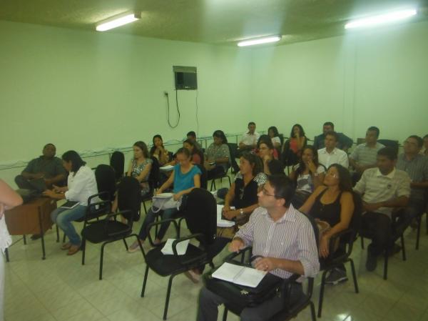 10ª Coordenação Regional de Saúde realiza encontro com Secretários Municipais