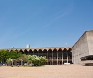 Assembleia aprova fim da 'revista íntima' nos estabelecimentos prisionais do Piauí