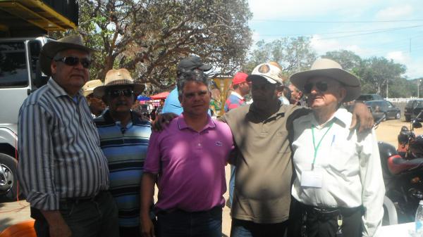 Parlamentar participa de atividades da 43ª Exposição Feira Agropecuária de Floriano. (Imagem:FlorianoNews)