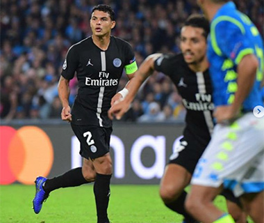 Thiago Silva supera Neymar e é eleito o melhor estrangeiro do Francês