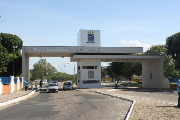 UFPI oferta 250 vagas para cursos de extensão em língua estrangeira