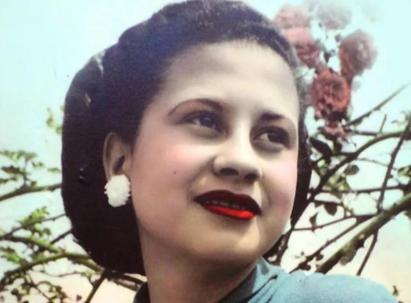 Filme inédito sobre Dolores Duran integra a programação da 15ª edição do festival "In-Edit Brasil"
