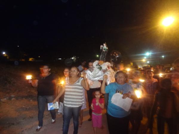 Prociss&atilde;o encerrou o festejo de Santa Rita de C&aacute;ssia em Floriano(Imagem:FlorianoNews)