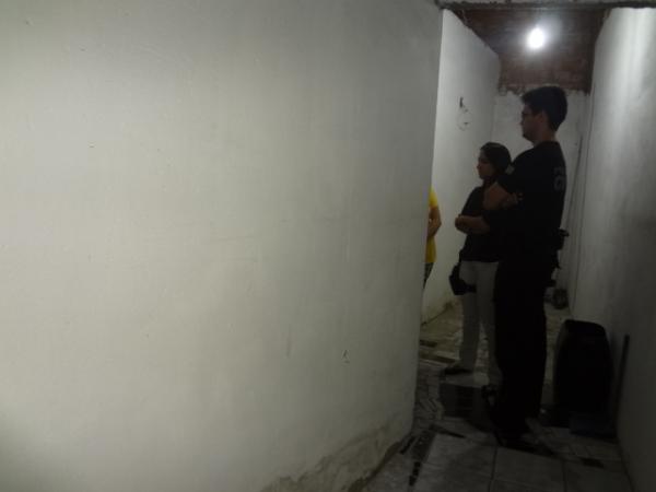 Pol&iacute;cia Civil e Conselho Tutelar realizaram vistorias nos mot&eacute;is de Floriano.(Imagem:FlorianoNews)